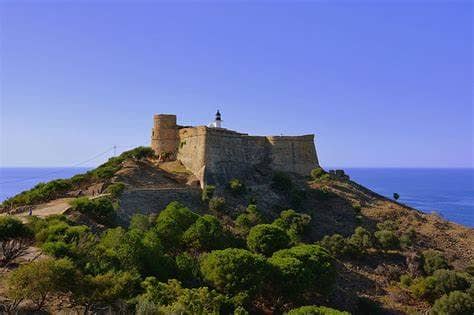 New Article -Cochrane’s Castle